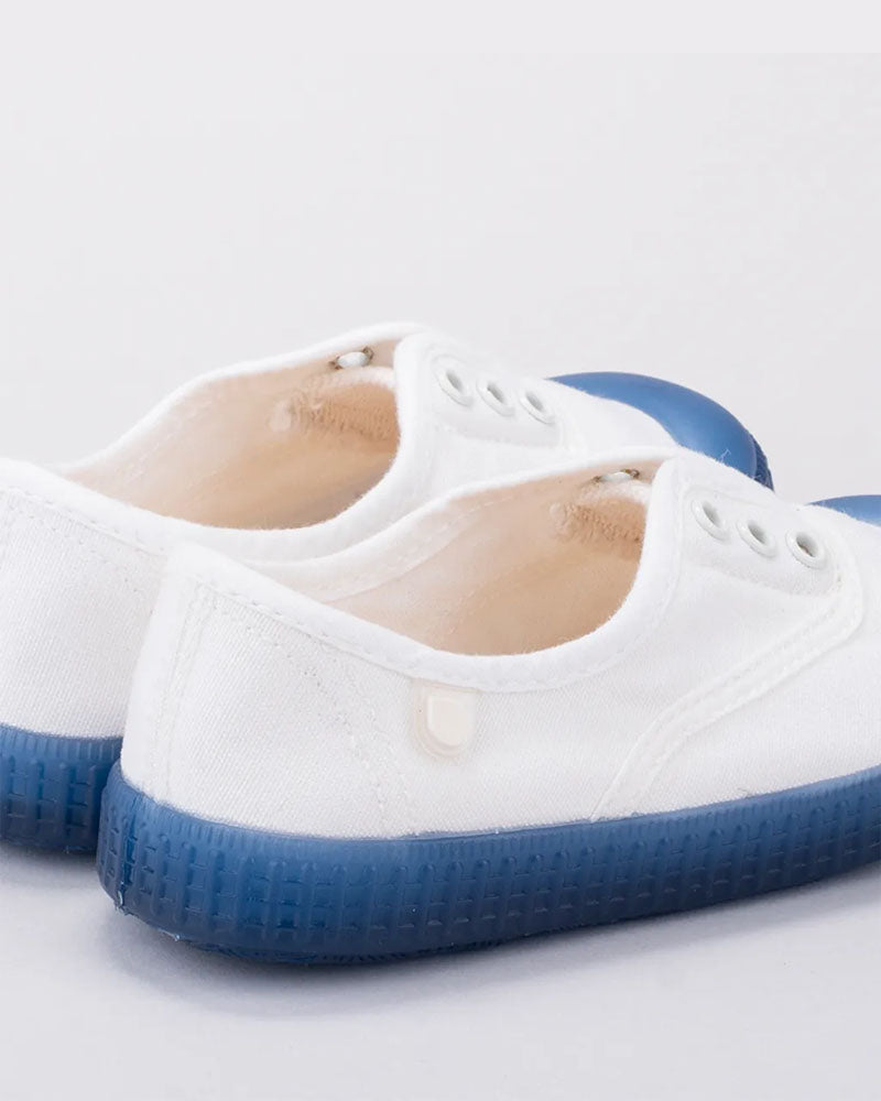 أحذية رياضية بيري من إيغور - أبيض وأزرق