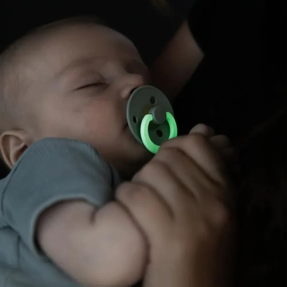 مجموعة بيبسمكونة من 2 مصاصات متماثلة - أحمر الخدود/الفانيليا - متوهجة