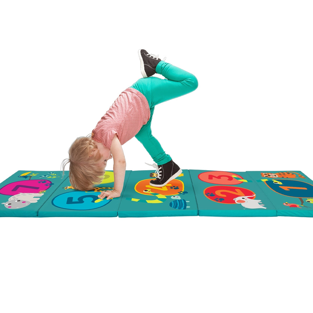 B. Toys Hop-n-Count Playmat 3Y+
