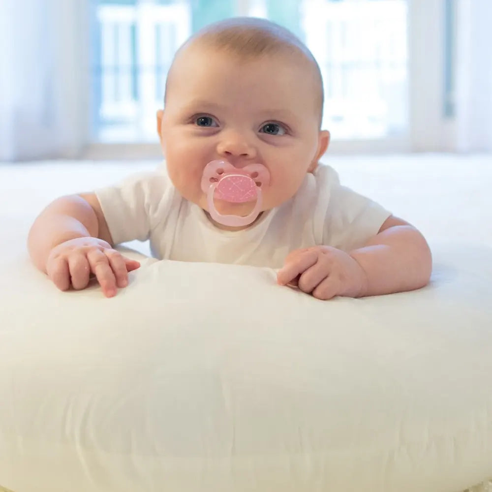 د. براونز مجموعة من قطعتين من لهاية أدفانتج من 0 إلى 6 أشهر - رمادي و زهري