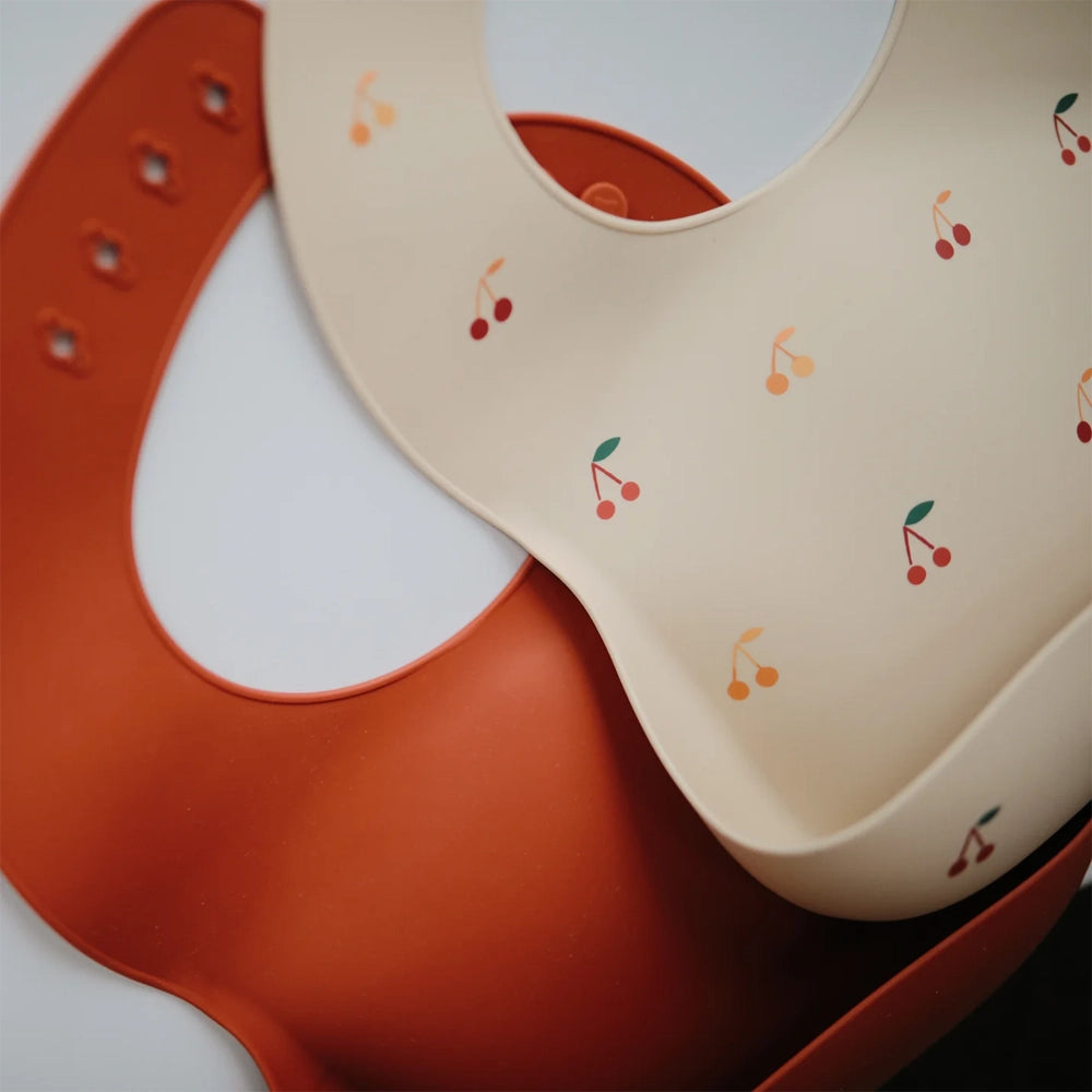 Mushie Bavoir Bébé en Silicone - Cerises