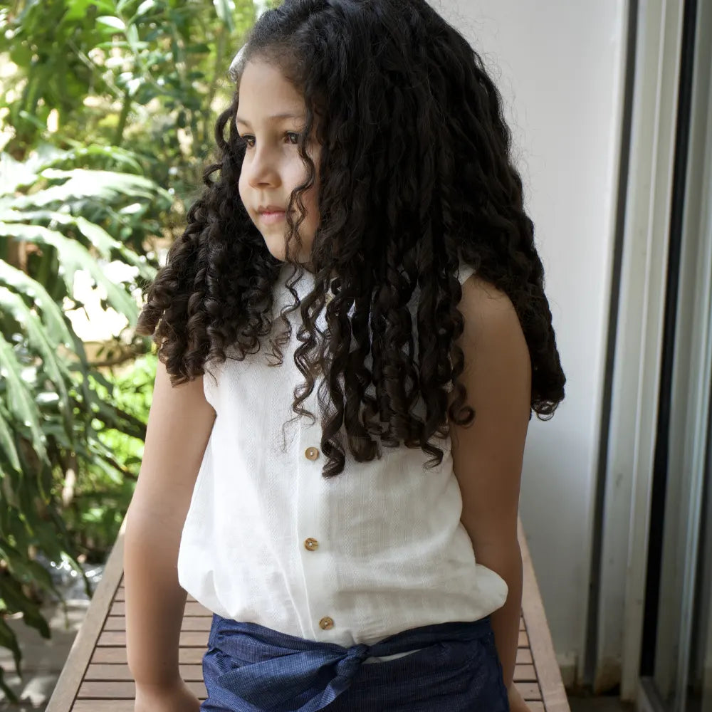 Camisa Loly Bordada Sin Mangas - Blanca