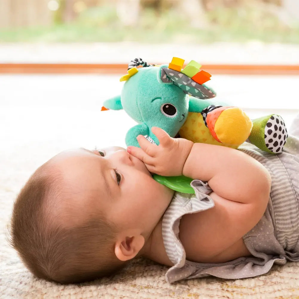 Infantino Peluche d’Éveil Multisensorielle Éléphant - 0M+