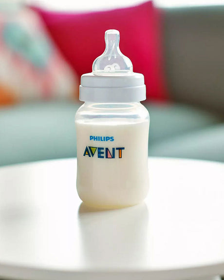 Avent 2 Tétines Classic Anti-Colic Débit Moyen 3M+