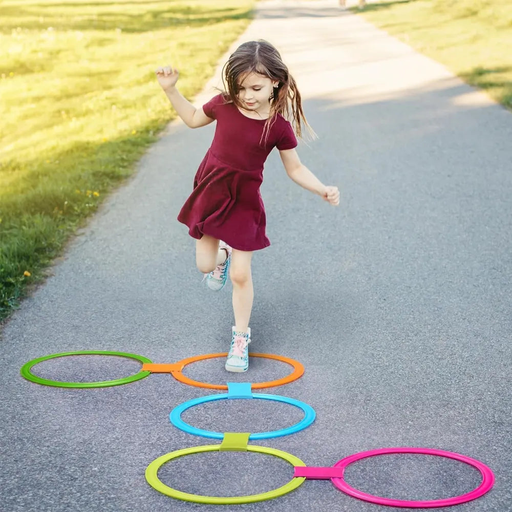 Jeu de Marelle avec Cerceaux & Anneaux Multicolores - 3A+