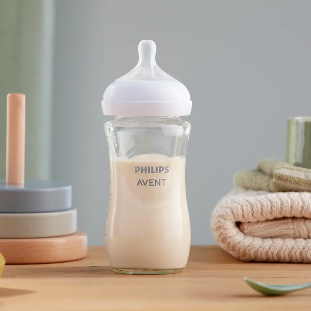 Philips Avent Natural Glass Baby Bottle 1M+ - 240ml