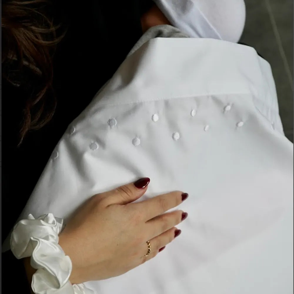 Bambidou Embroidered Newborn Flat Sheet Ton sur Ton 75x100cm