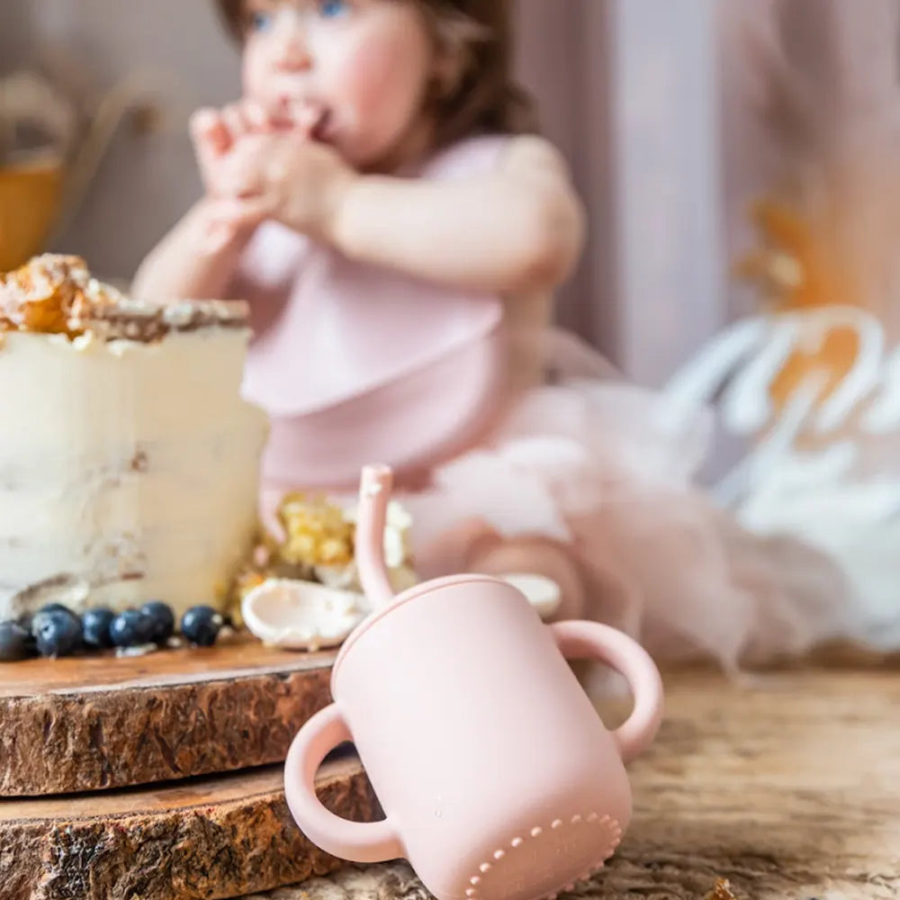 يامي مريلة سيليكون بجيب +4 أشهر - وردي فاتح