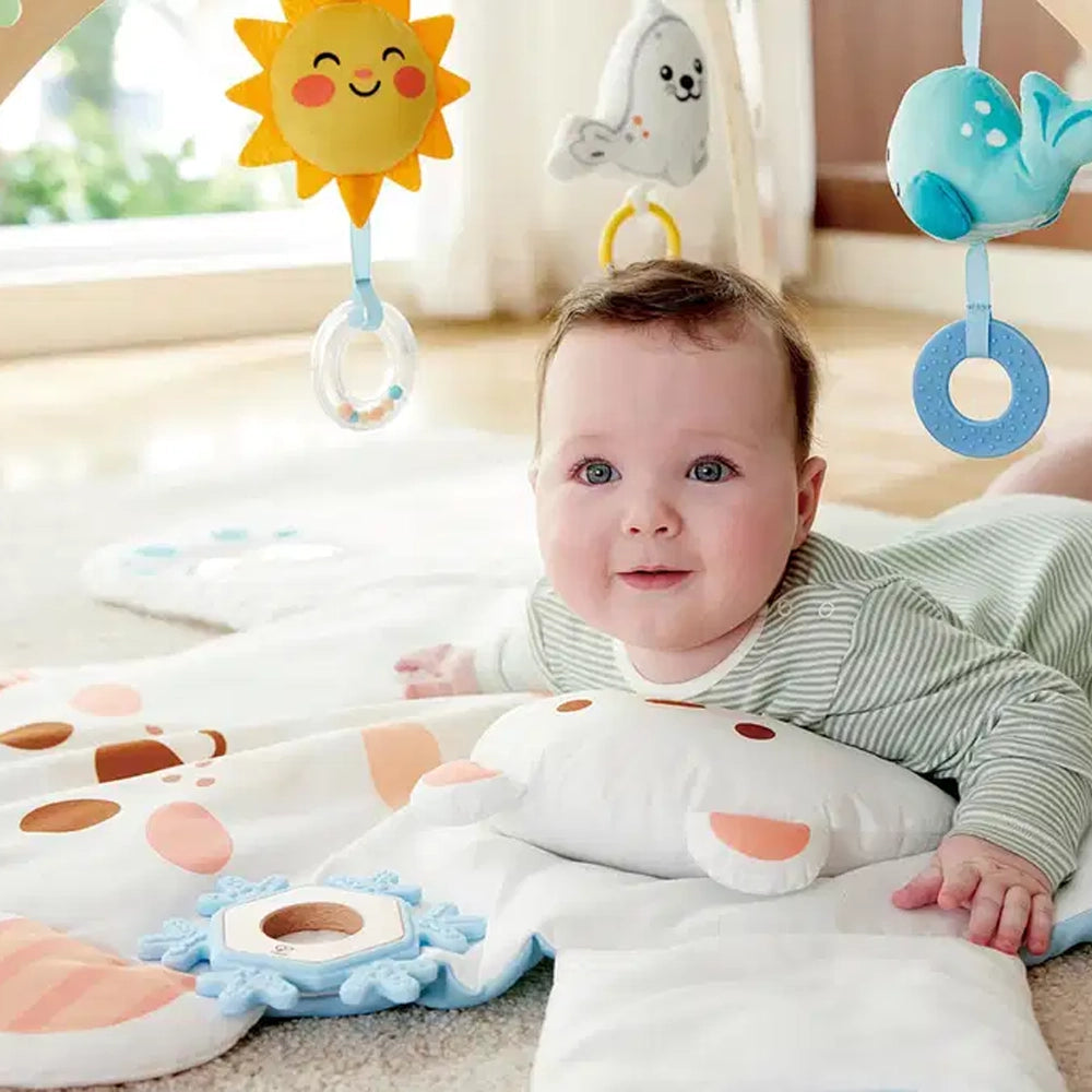 Hape Tapis d’Activités Ourson Câlin avec Arche en Bois 0-18M