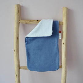 Bambidou Serviette de Rot Bavoir d'épaule - Bleu Ciel