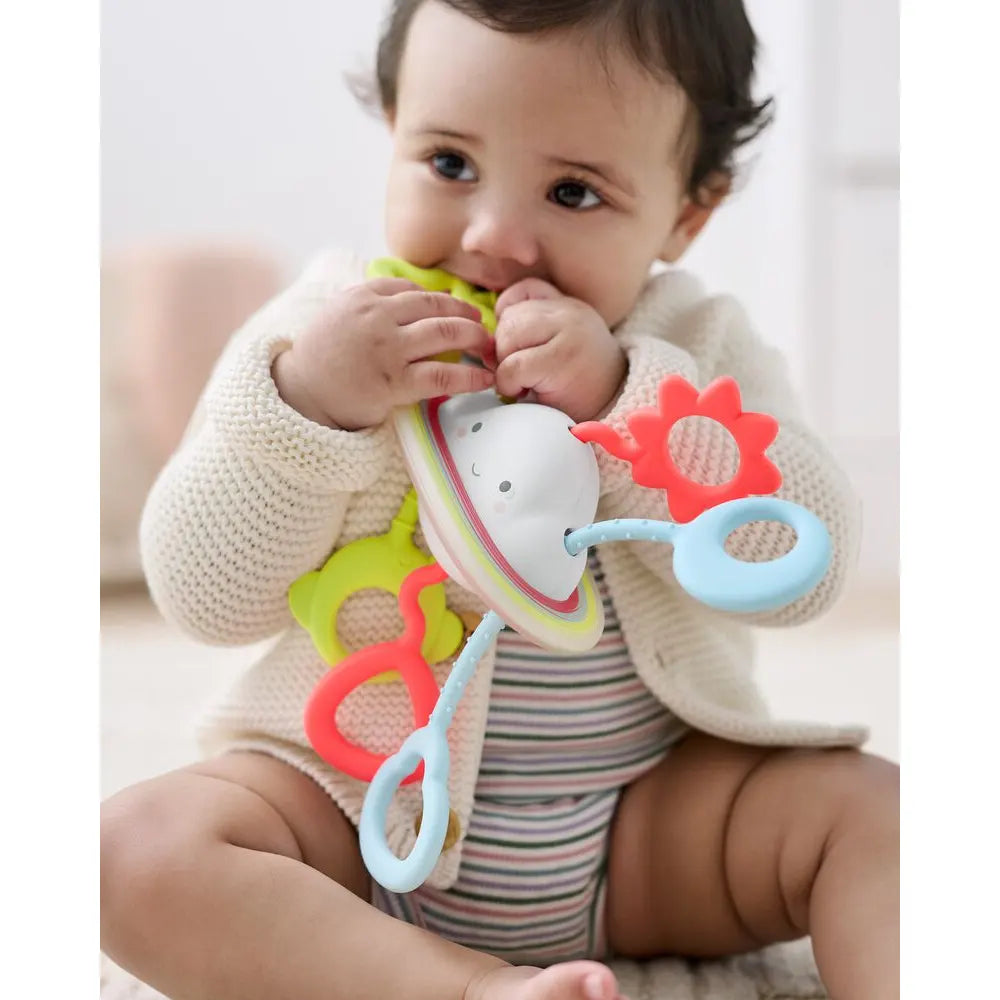 Jouet sensoriel pour bébé : Pull & Play Silver Lining Cloud.