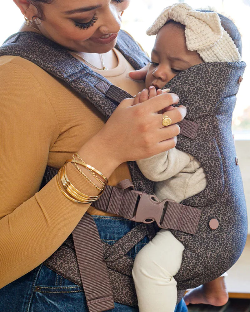 Infantino 4-in-1 Convertible Flip Baby Carrier Leopard Wlidaty