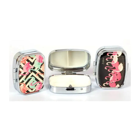 Zarine Pilulier Compact à 2 Compartiments – Flamingo