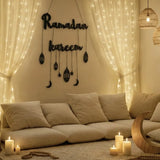 زينة جدارية سوداء رمضان كريم