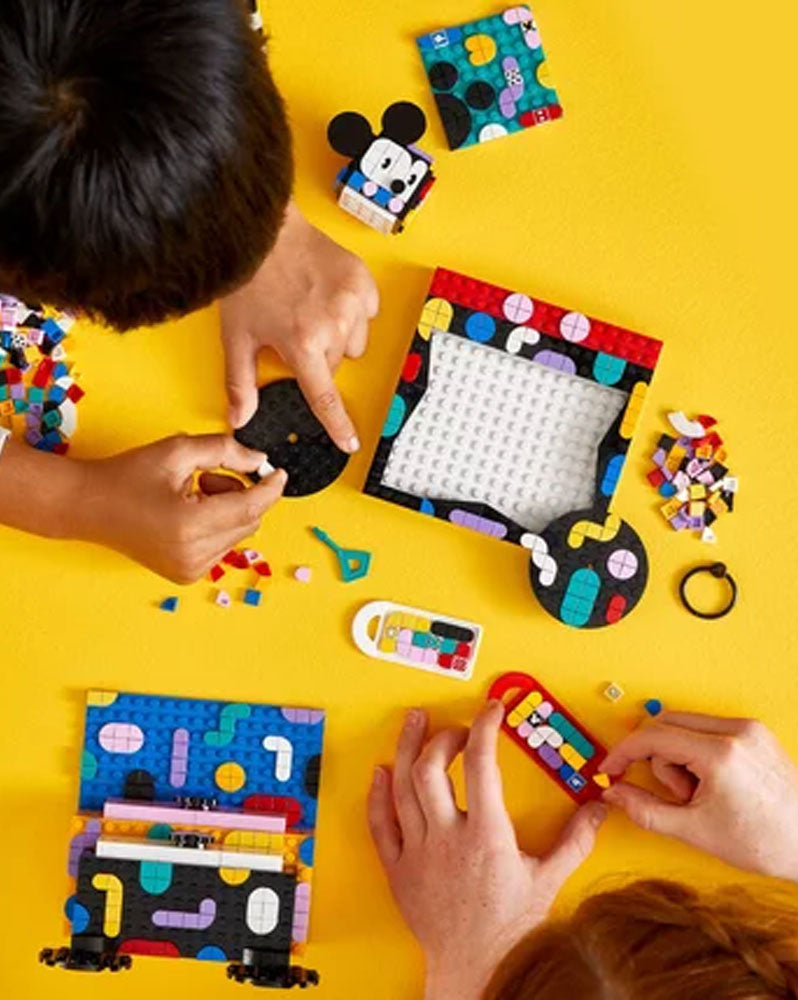 Lego DOTS - La Boîte Créative La Rentrée des classes de Mickey Et Minnie - 6A+