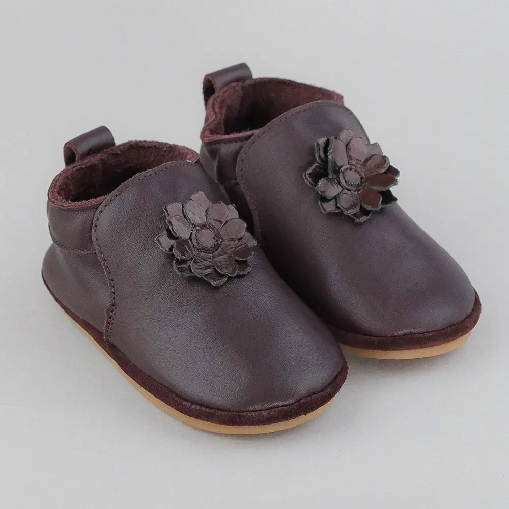 كيوتشيز خف جلدي للرضع – زهرة عنابي