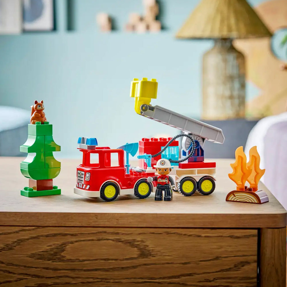 Lego Fire Truck with Hose and Firefighter 2A+