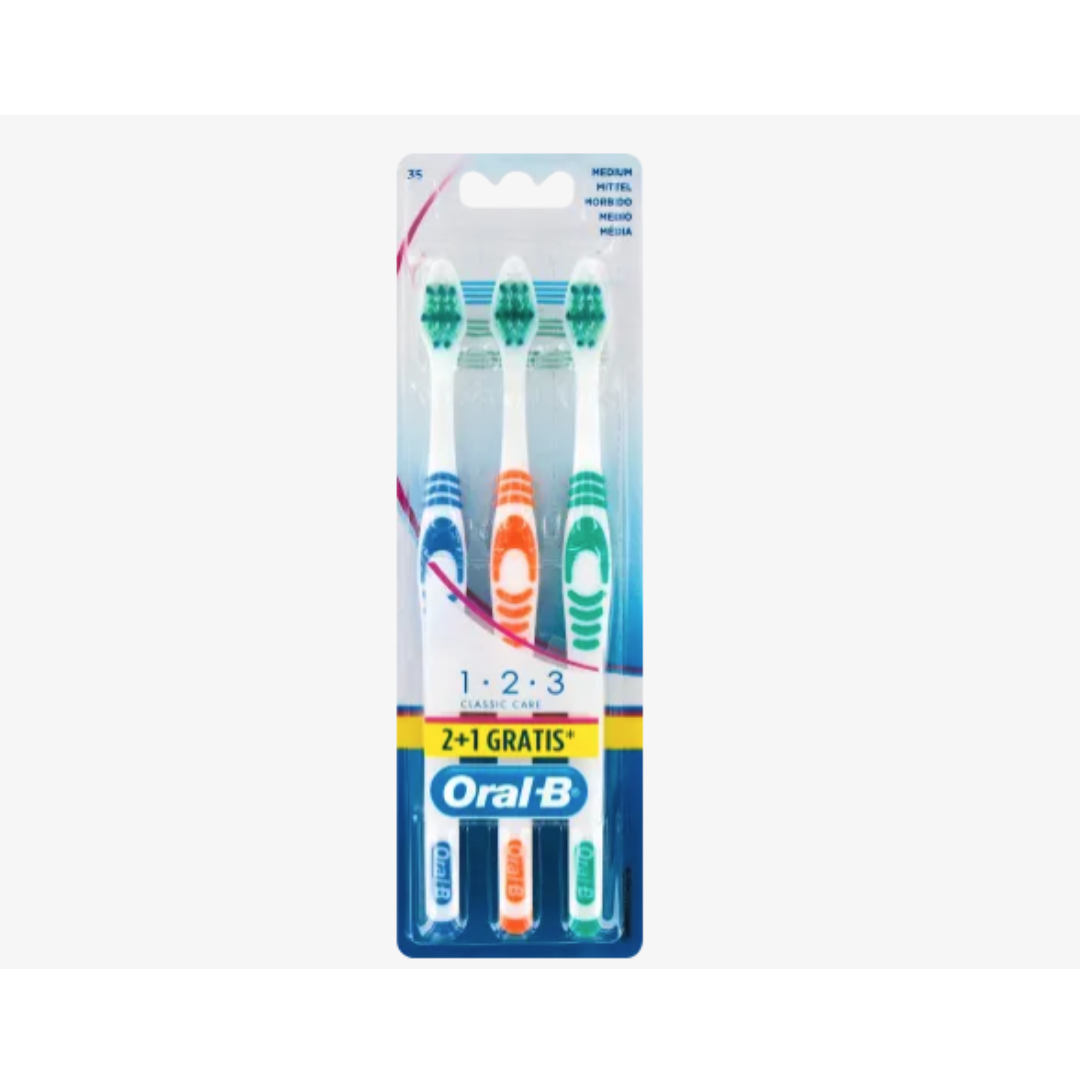 Oral-B Classic Toothbrush 2+1 Pack