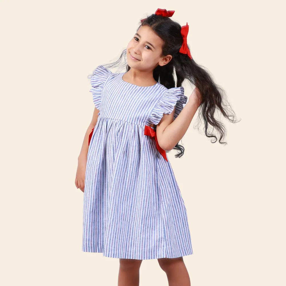 Vestido Loly de Rayas con Mariposas Rojas – Azul y Blanco