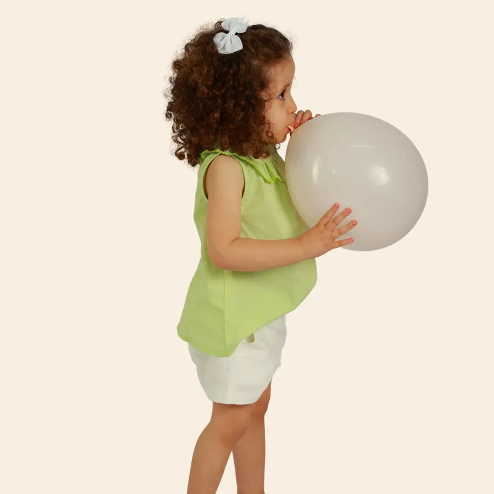 Tunique Amber Sans Manches avec Col Volanté – Vert Pistache