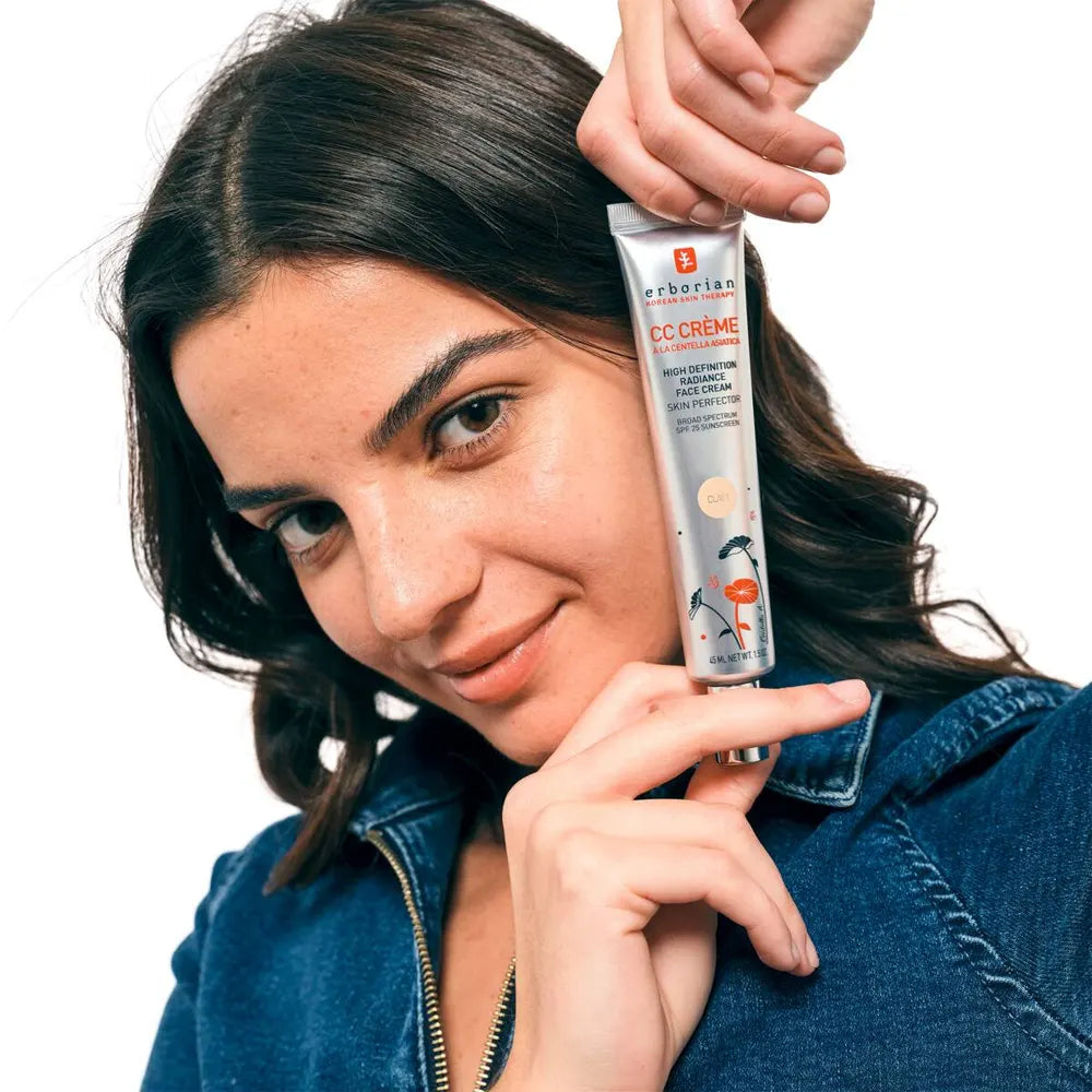 Erborian CC Cream Tratamiento Iluminador Perfeccionador de Piel Dorada SPF 25 - 45 ml