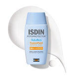 Flacon ISDIN Fotoprotector Pediatrics Fusion Fluid Mineral Baby SPF 50 50 ml et sa texture