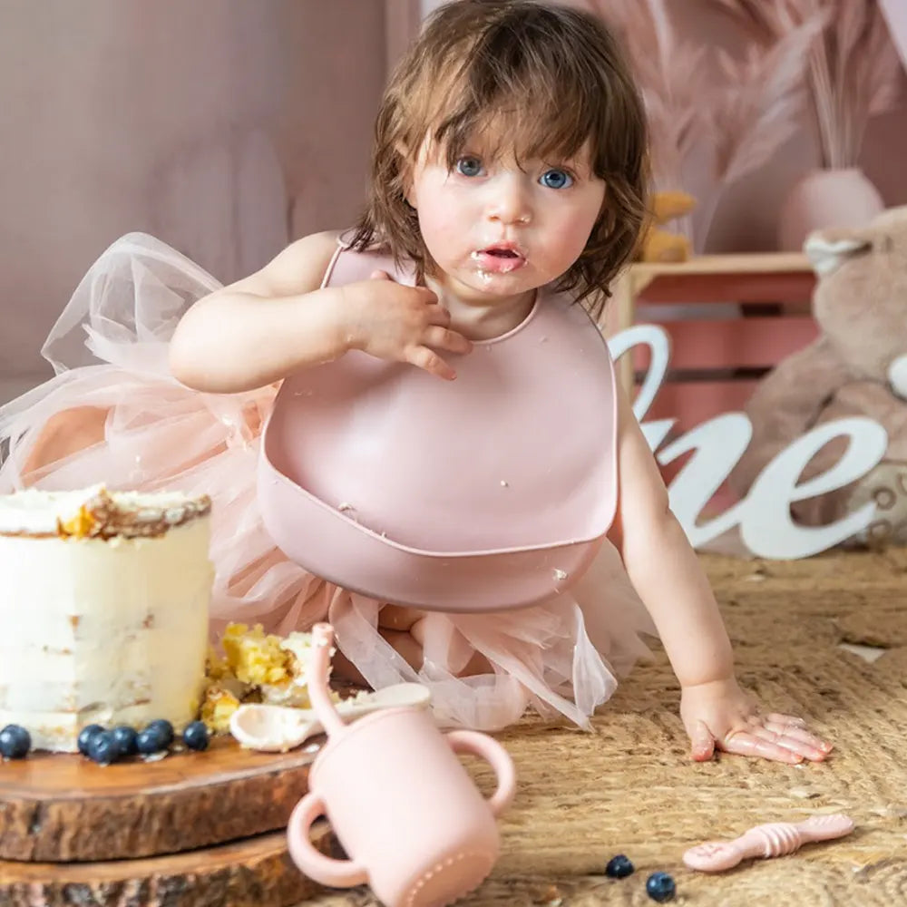 YUMMY Bavoir en Silicone avec Poche 4M+ - Bleu Ciel