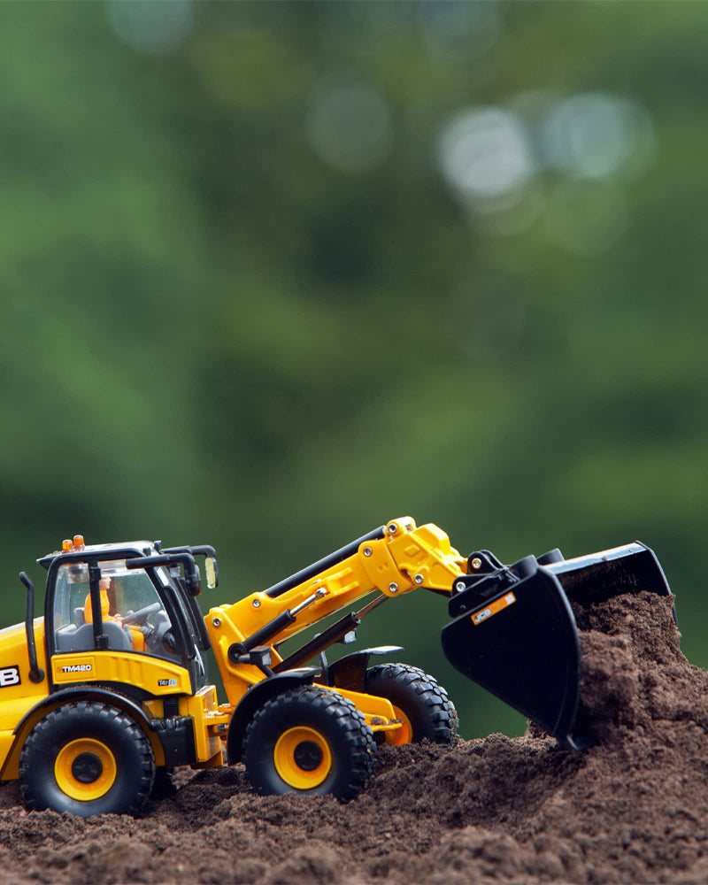 Britains JCB Hydradig
