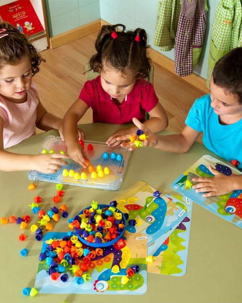 Mallette à Chevilles Colorées 3-6ans - Miniland