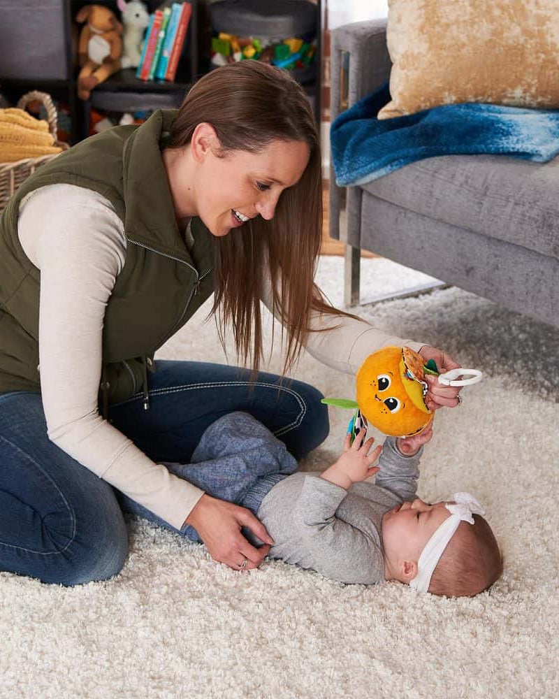 Lamaze Olive L&