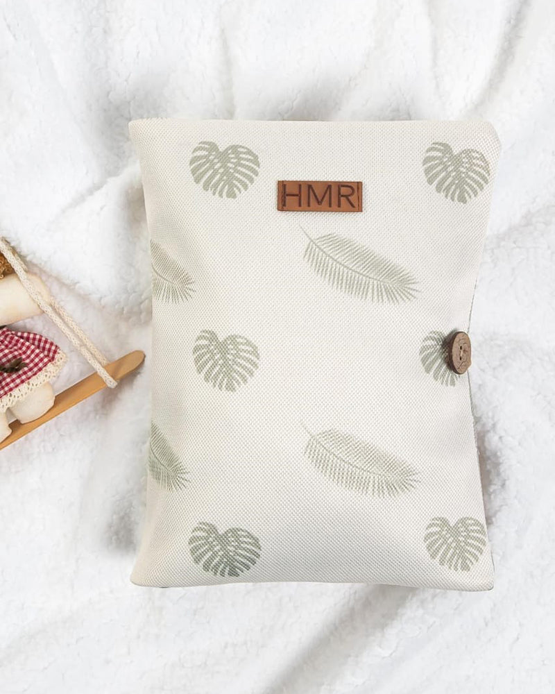 منظم مستلزمات الأطفال - أوراق